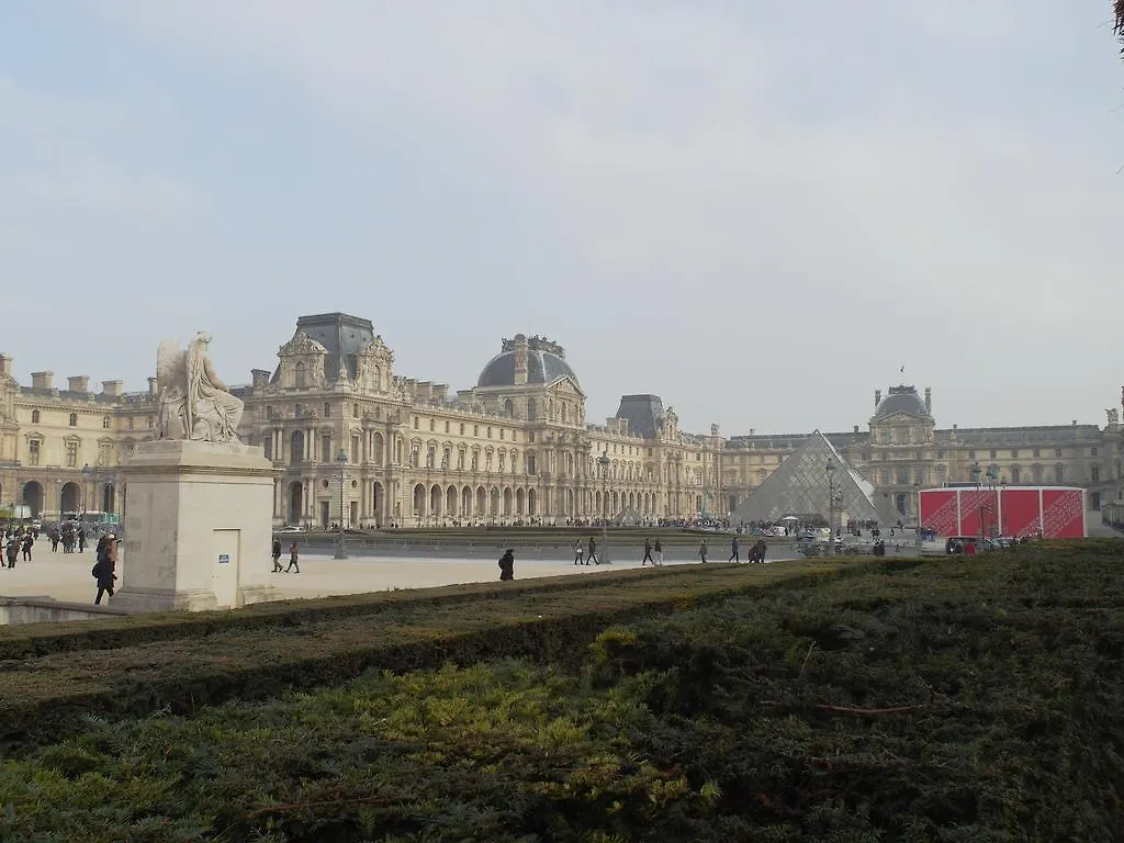 Chambre D Hote : Louvre Elegant Apt Suite Párizs Panzió