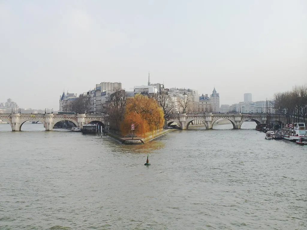 Chambre D Hote : Louvre Elegant Apt Suite 파리 3*,