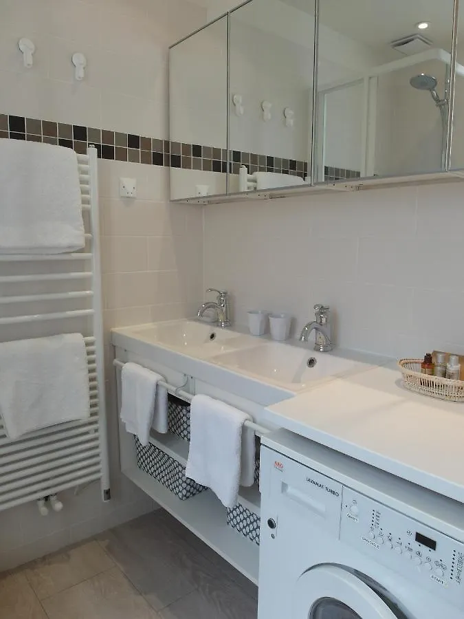 Chambre D Hote : Louvre Elegant Apt Suite 파리 프랑스