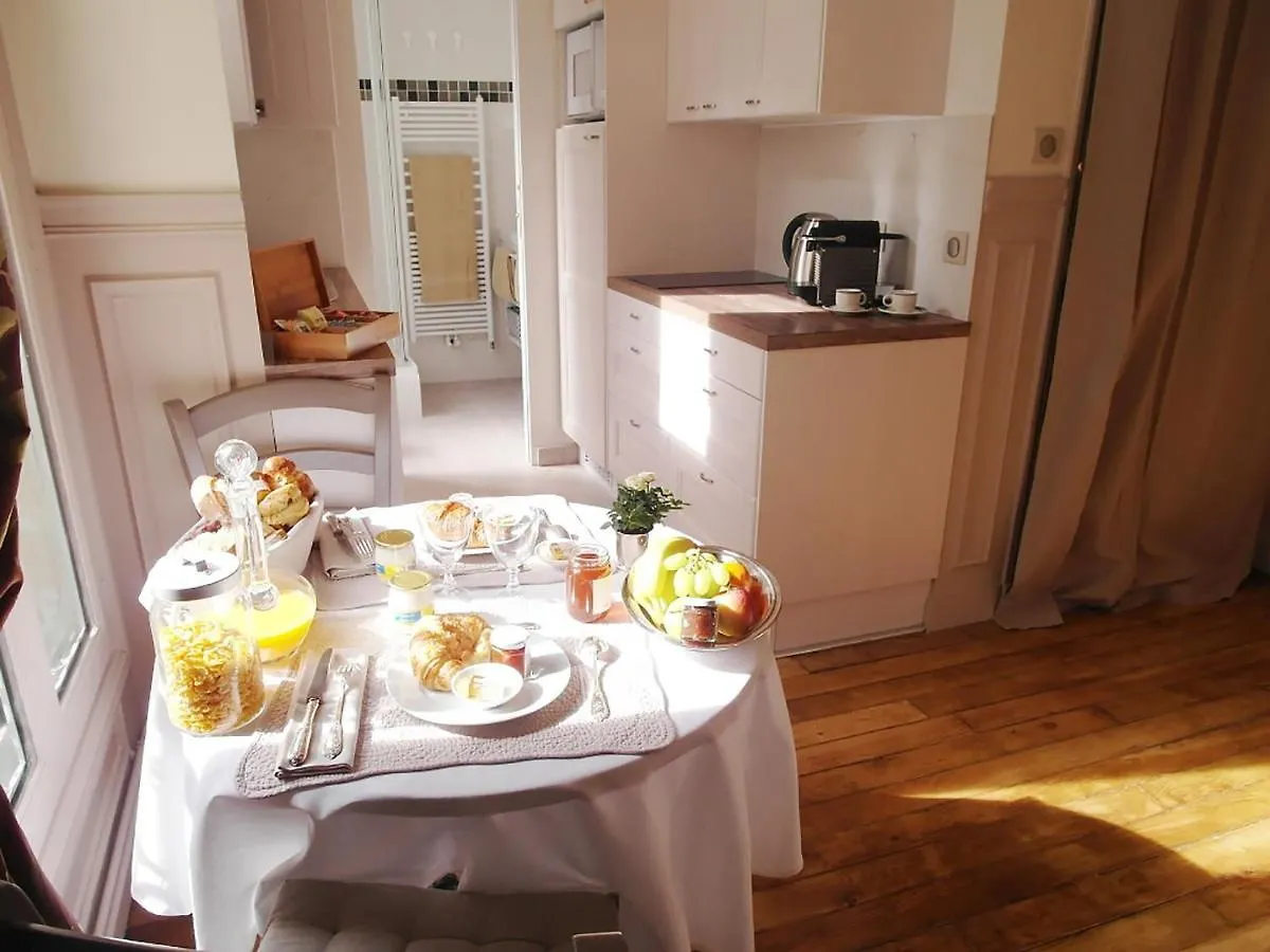 Chambre D Hote : Louvre Elegant Apt Suite 파리